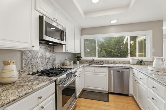 7111 Wooded Lake Drive, San Jose, CA 95120