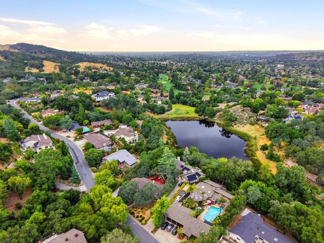 7111 Wooded Lake Drive, San Jose, CA 95120