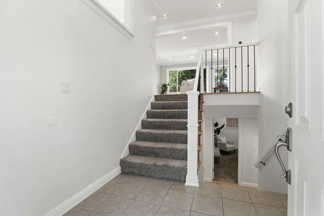 7111 Wooded Lake Drive, San Jose, CA 95120