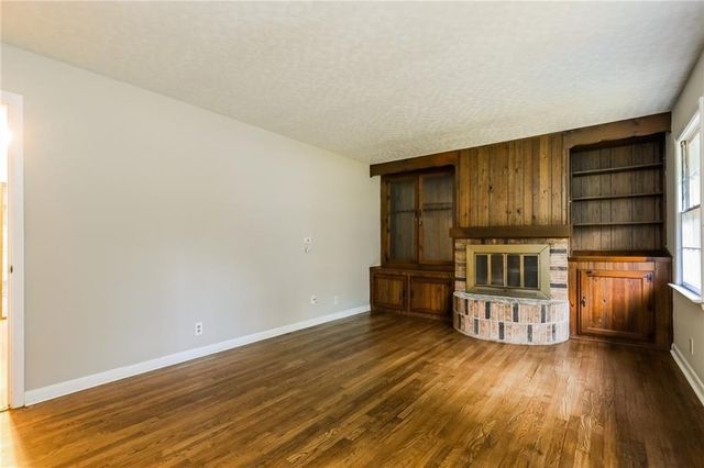 2757 Shelley Lane, Ellenwood, GA 30294