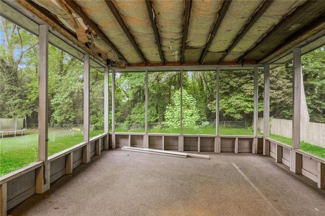 2757 Shelley Lane, Ellenwood, GA 30294