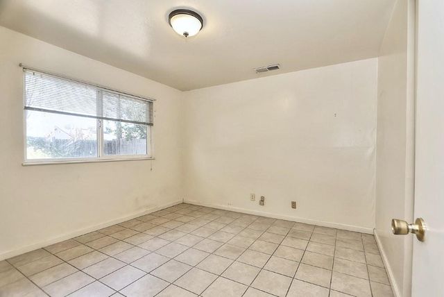 1504 Cardinal Way, Roseville, CA 95661