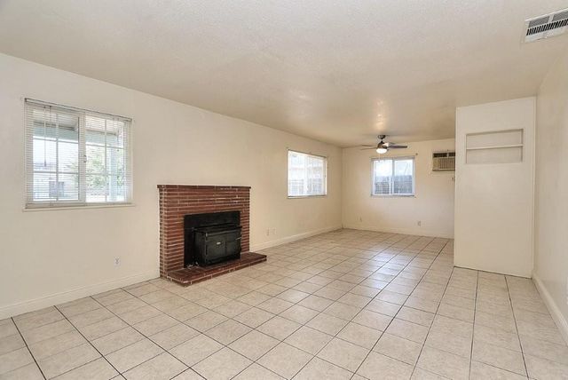 1504 Cardinal Way, Roseville, CA 95661
