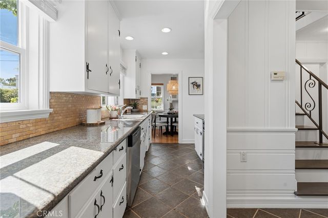 14335 Magnolia, Sherman Oaks, CA 91423