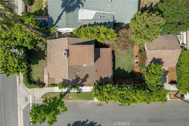 14335 Magnolia, Sherman Oaks, CA 91423