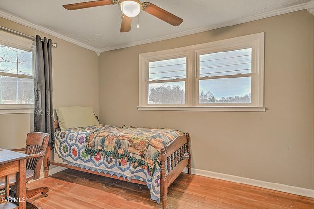 10342 Redwood Circle, Bristol, VA 24202