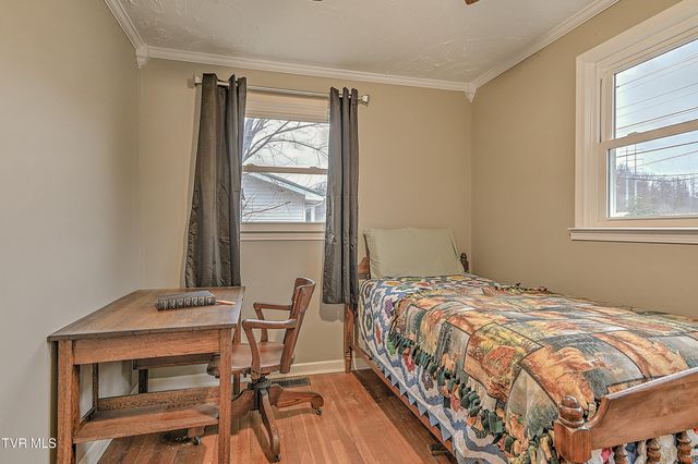 10342 Redwood Circle, Bristol, VA 24202