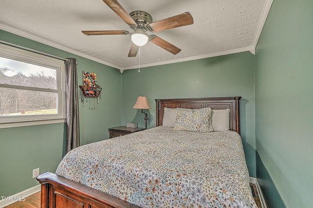 10342 Redwood Circle, Bristol, VA 24202