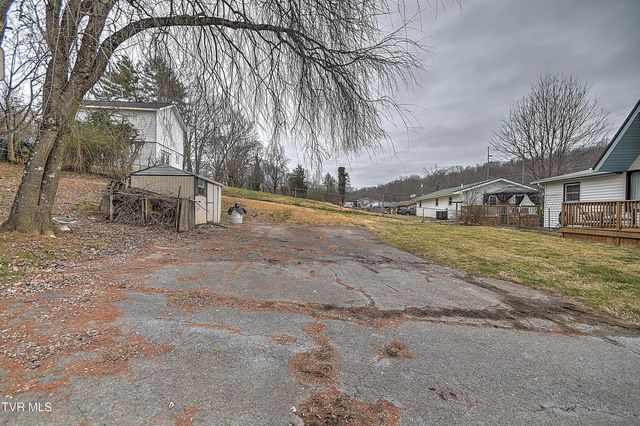 10342 Redwood Circle, Bristol, VA 24202