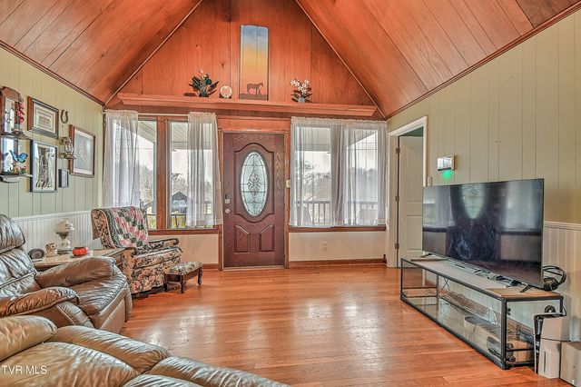 10342 Redwood Circle, Bristol, VA 24202