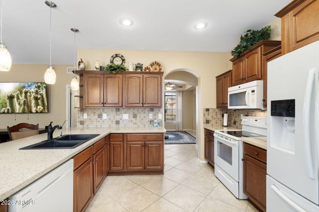 17819 W CLUB VISTA Drive, Surprise, AZ 85374