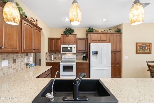 17819 W CLUB VISTA Drive, Surprise, AZ 85374