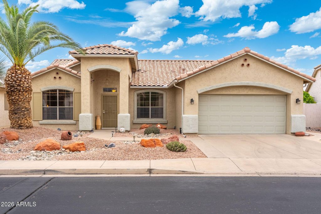 17819 W CLUB VISTA Drive, Surprise, AZ 85374