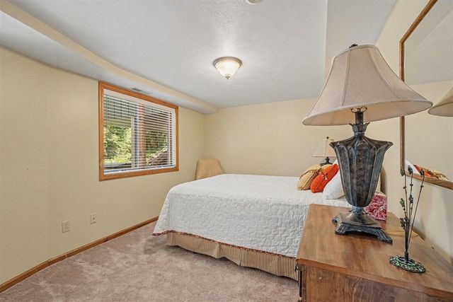8800 W S Avenue, Schoolcraft, MI 49087