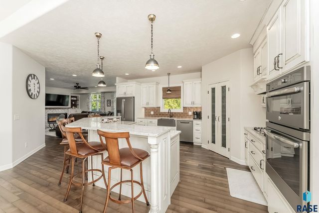 6900 E Split Rock Cir Circle, Sioux Falls, SD 57110