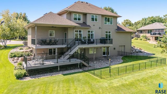 6900 E Split Rock Cir Circle, Sioux Falls, SD 57110