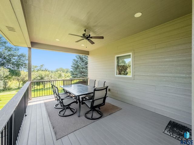 6900 E Split Rock Cir Circle, Sioux Falls, SD 57110