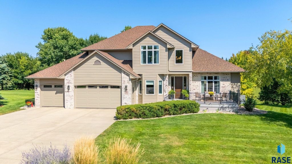 6900 E Split Rock Cir Circle, Sioux Falls, SD 57110