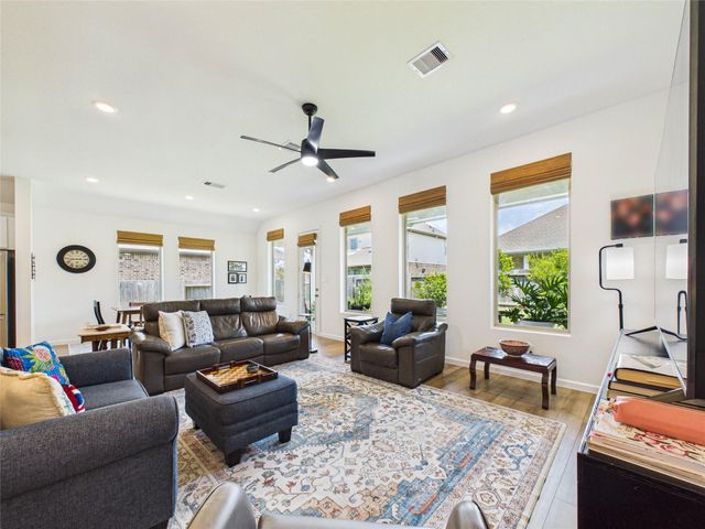 703 Western Holly, League City, TX 77573