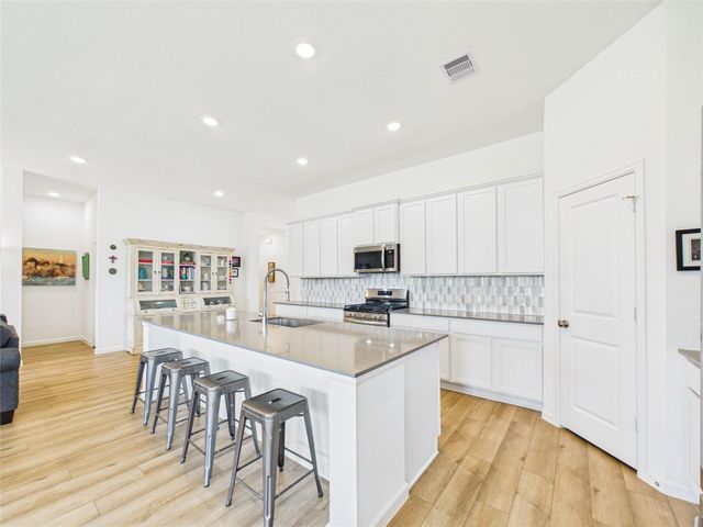 703 Western Holly, League City, TX 77573