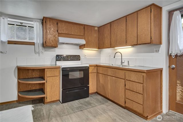 15115 74th Street E, Sumner, WA 98390