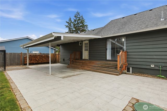 15115 74th Street E, Sumner, WA 98390