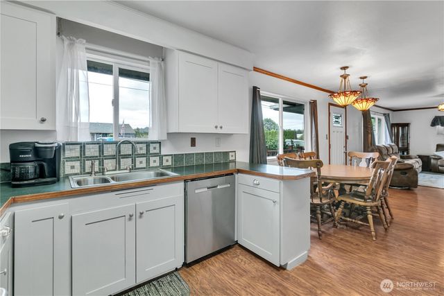 15115 74th Street E, Sumner, WA 98390
