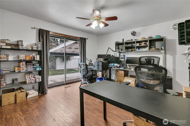 15115 74th Street E, Sumner, WA 98390