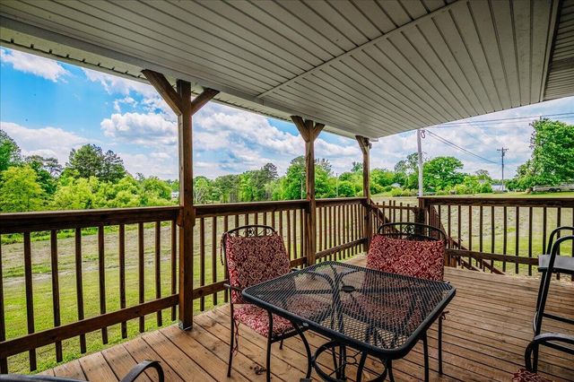 181 Little Arthur Ridge Road, East Bernstadt, KY 40729