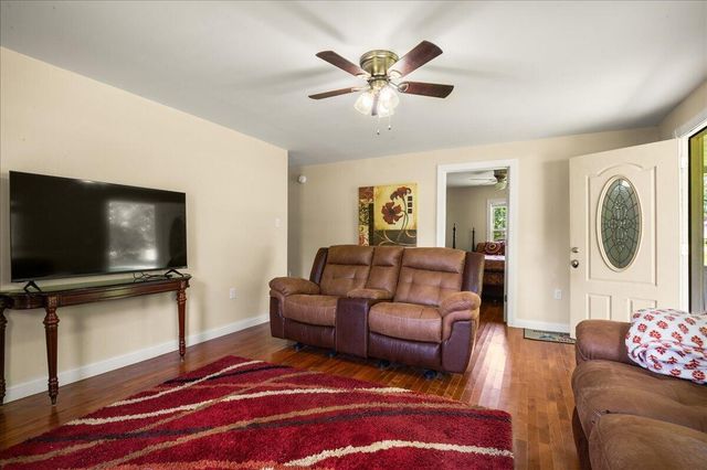 181 Little Arthur Ridge Road, East Bernstadt, KY 40729