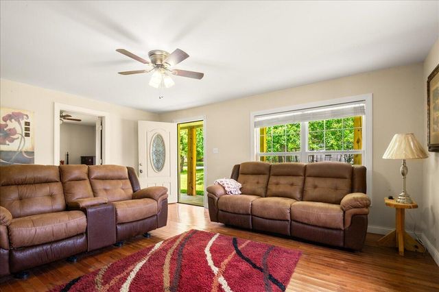 181 Little Arthur Ridge Road, East Bernstadt, KY 40729