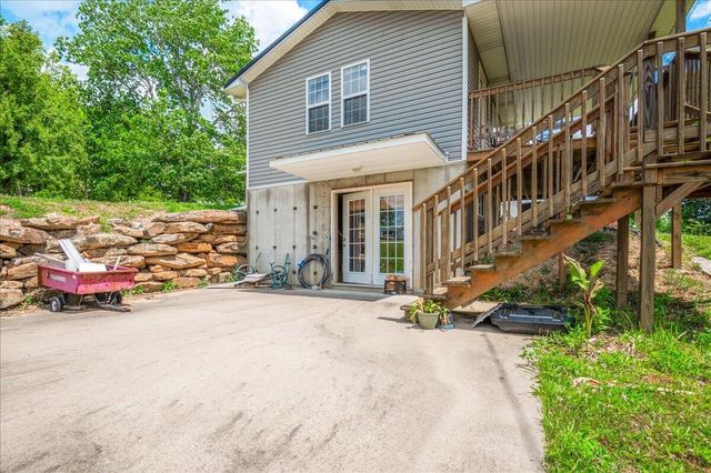 181 Little Arthur Ridge Road, East Bernstadt, KY 40729