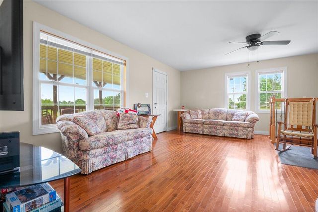181 Little Arthur Ridge Road, East Bernstadt, KY 40729