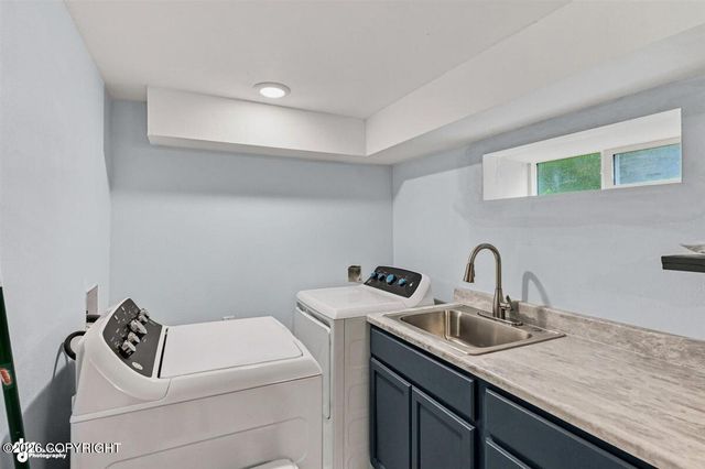 2812 S Wickham Circle, Palmer, AK 99645