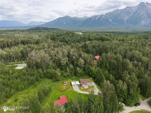 2812 S Wickham Circle, Palmer, AK 99645