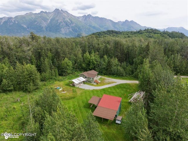 2812 S Wickham Circle, Palmer, AK 99645