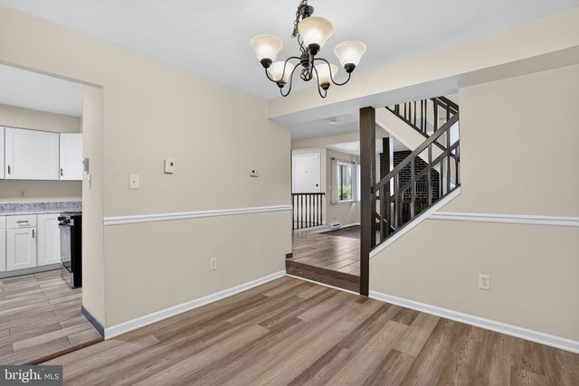 2173 GLENCOURSE LN, Reston, VA 20191