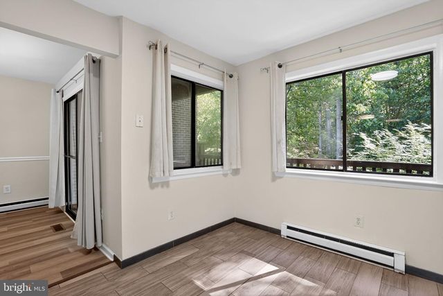 2173 GLENCOURSE LN, Reston, VA 20191