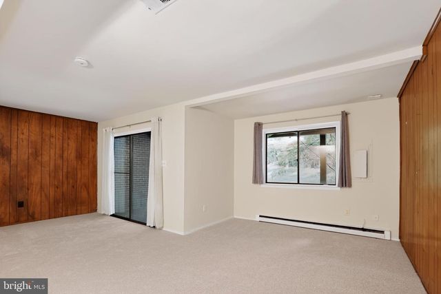 2173 GLENCOURSE LN, Reston, VA 20191