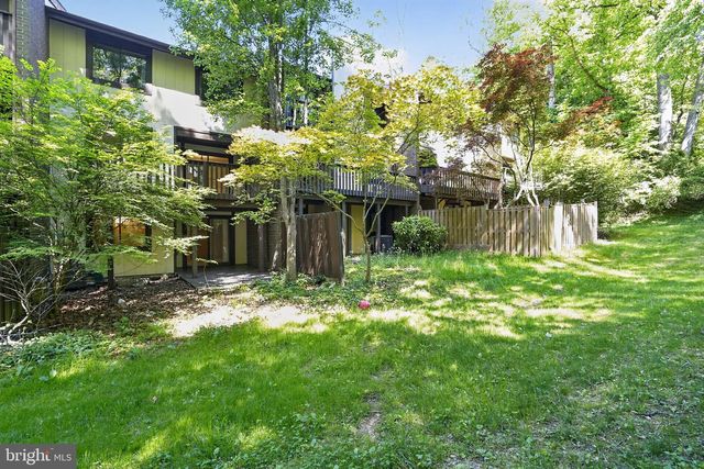 2173 GLENCOURSE LN, Reston, VA 20191