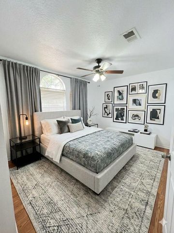 7703 Omaha Drive, Baytown, TX 77521