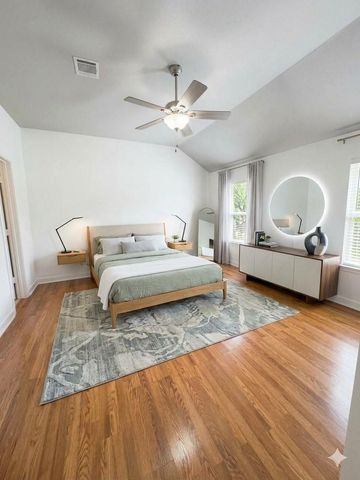 7703 Omaha Drive, Baytown, TX 77521
