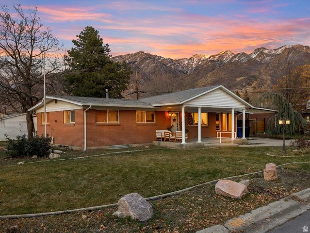2995 E 7145 S, Cottonwood Heights, UT 84121