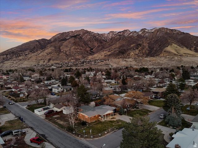 2995 E 7145 S, Cottonwood Heights, UT 84121