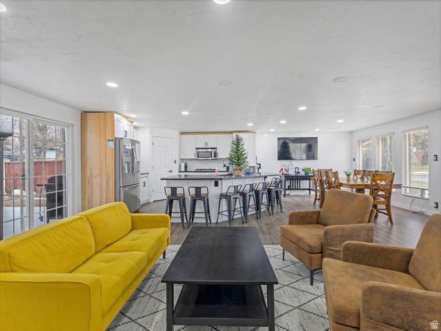 2995 E 7145 S, Cottonwood Heights, UT 84121