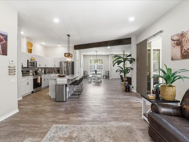 35 CYPRESS BOULEVARD E, Homosassa, FL 34446
