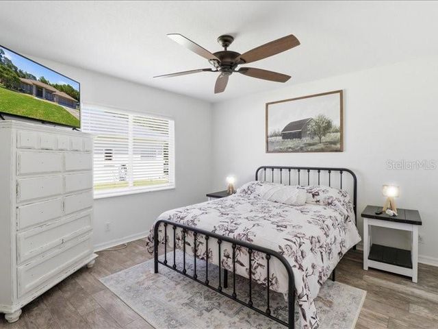 35 CYPRESS BOULEVARD E, Homosassa, FL 34446