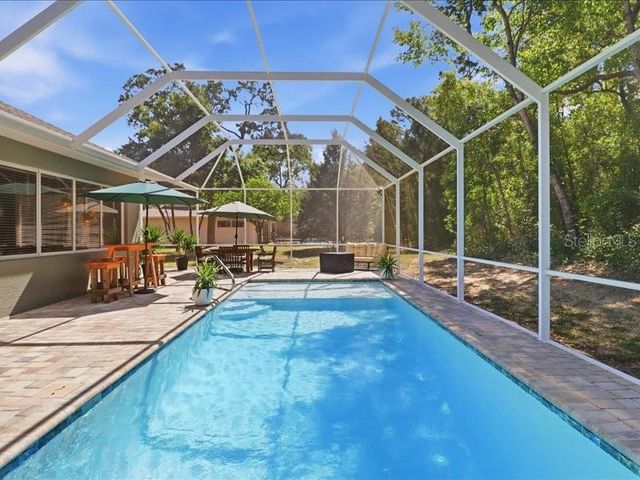 35 CYPRESS BOULEVARD E, Homosassa, FL 34446
