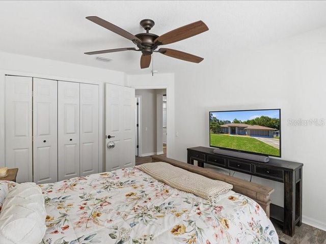 35 CYPRESS BOULEVARD E, Homosassa, FL 34446