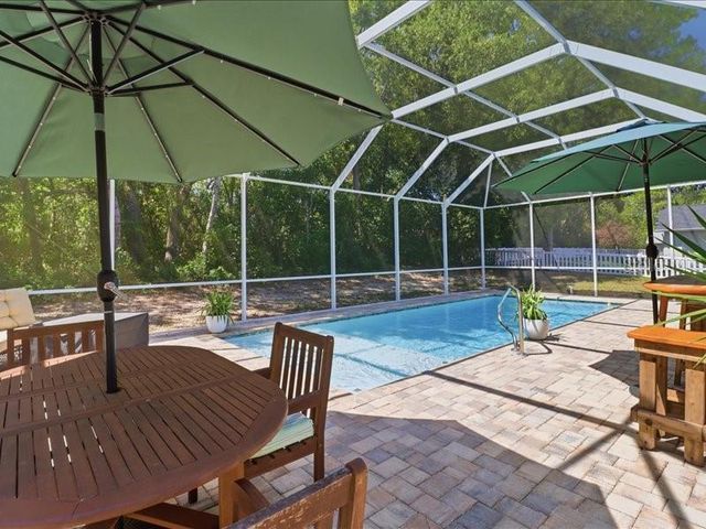 35 CYPRESS BOULEVARD E, Homosassa, FL 34446